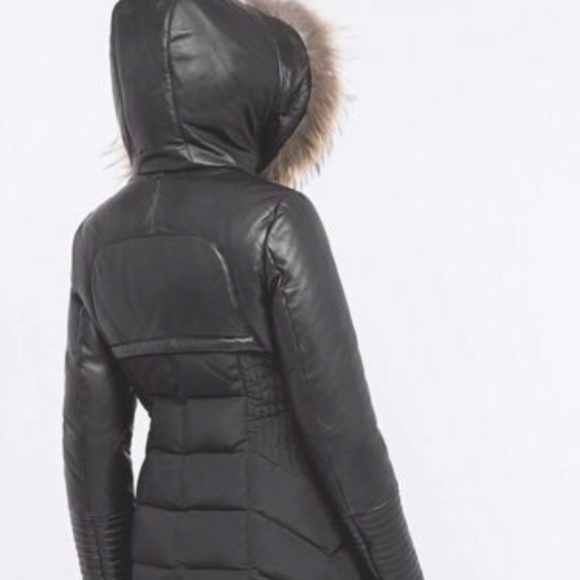 Authentic Rudsak Sylvia jacket, Size medium. Brand - Picture 2 of 2